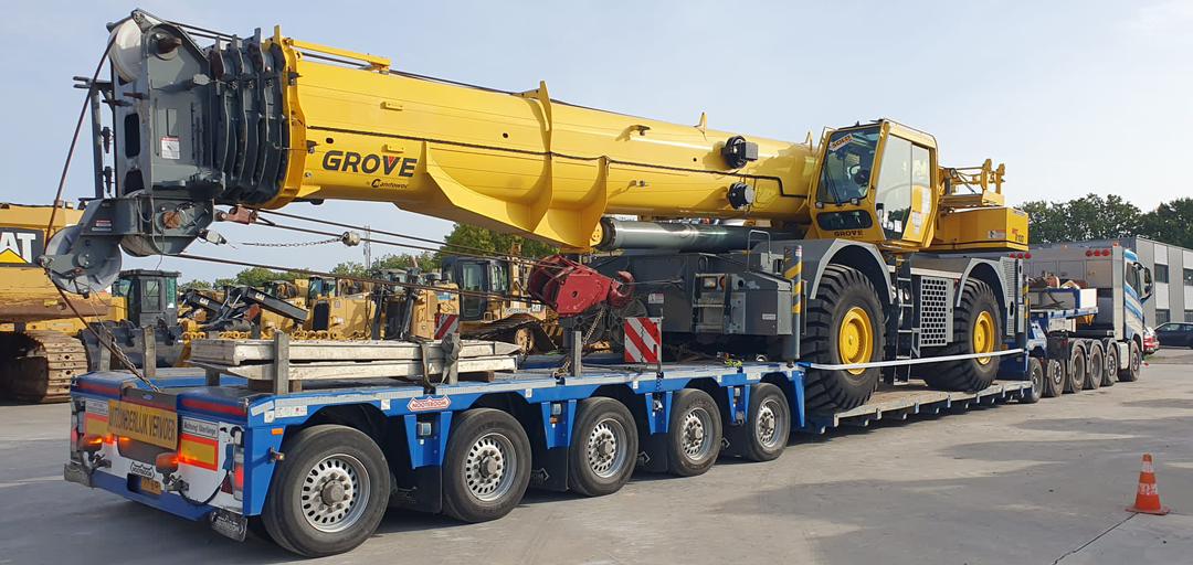 Grove mobile crane transport