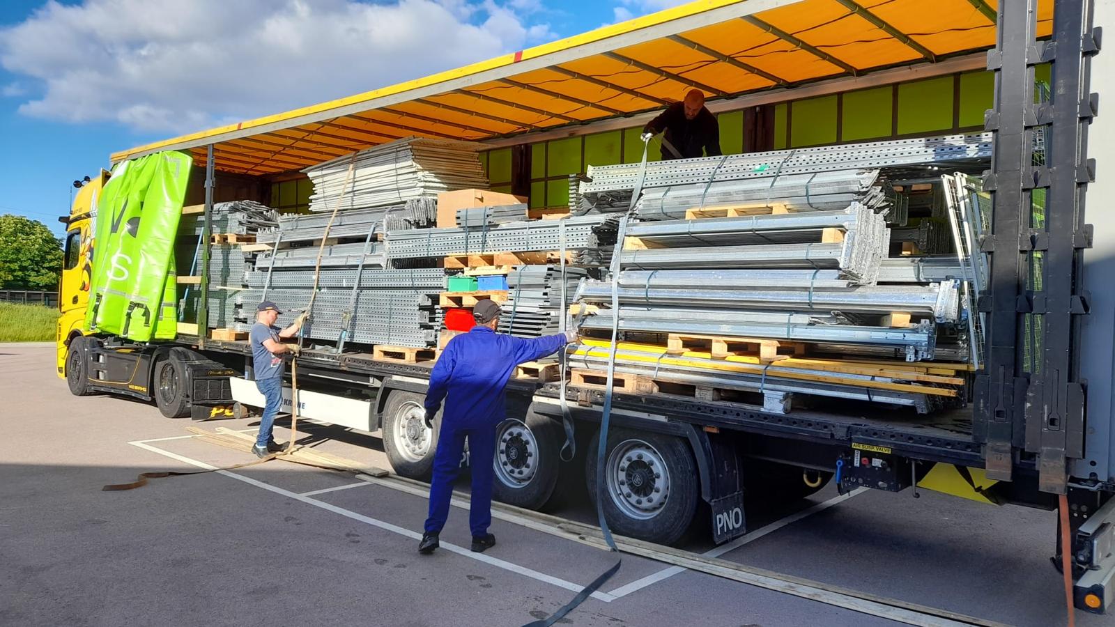 Storage racking export loading